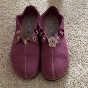 Pink Sundance Wool Slippers size 5/6